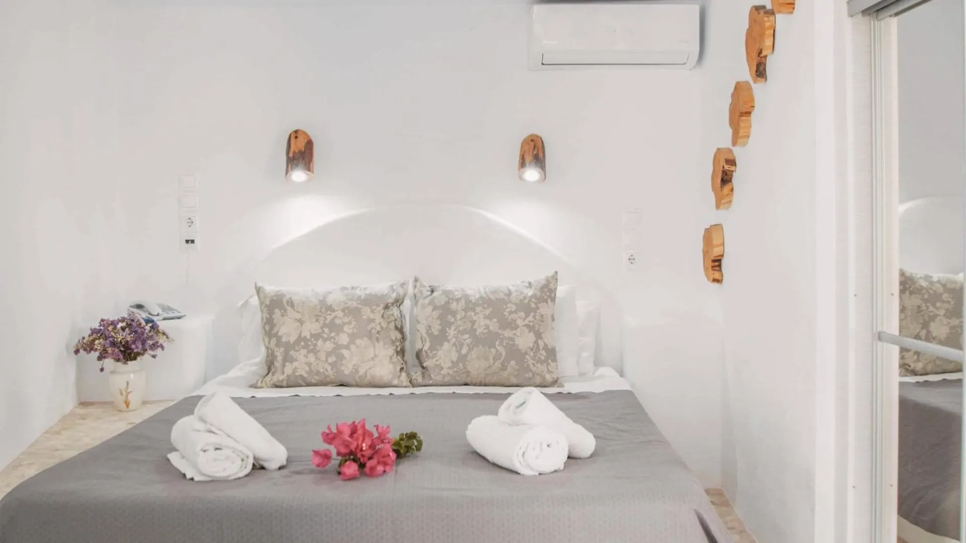 Villa Konstantin Rooms & Suites Mykonos Town 4*,