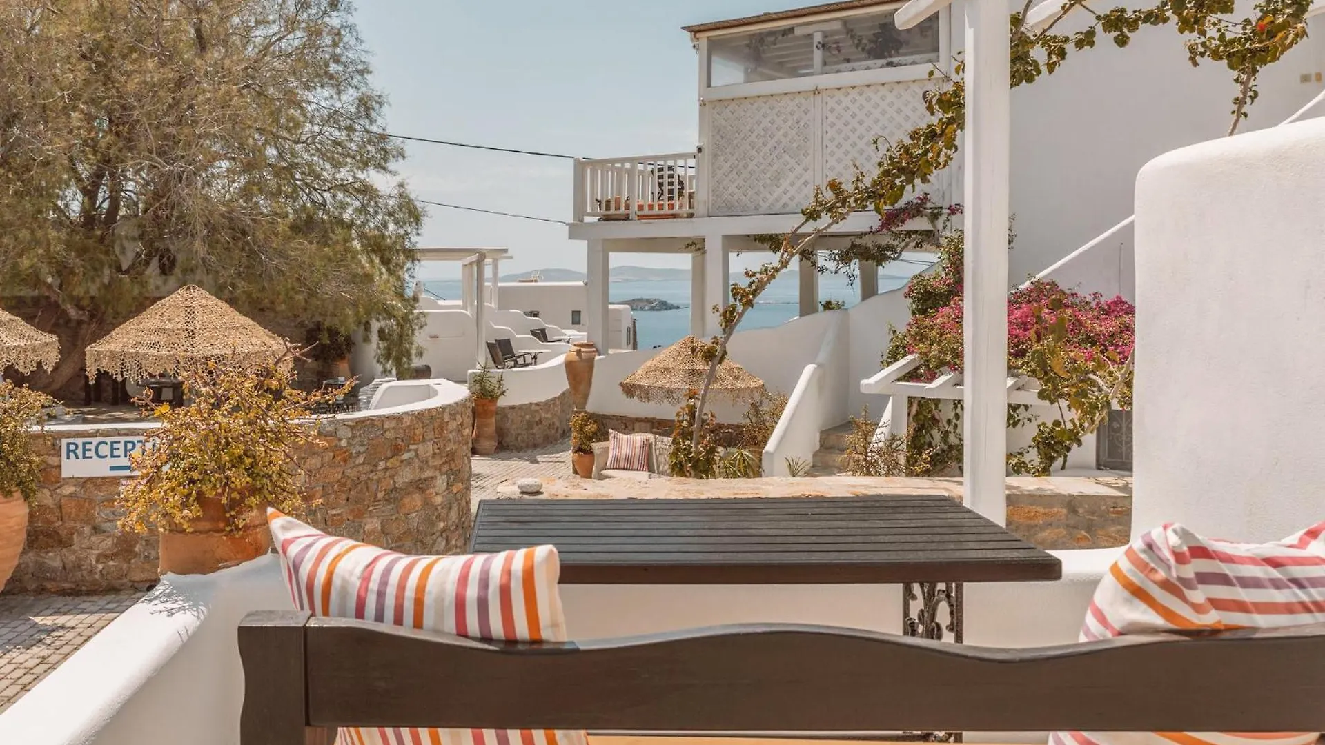 **** Lägenhetshotell Villa Konstantin Rooms & Suites Mykonos Town Grekland