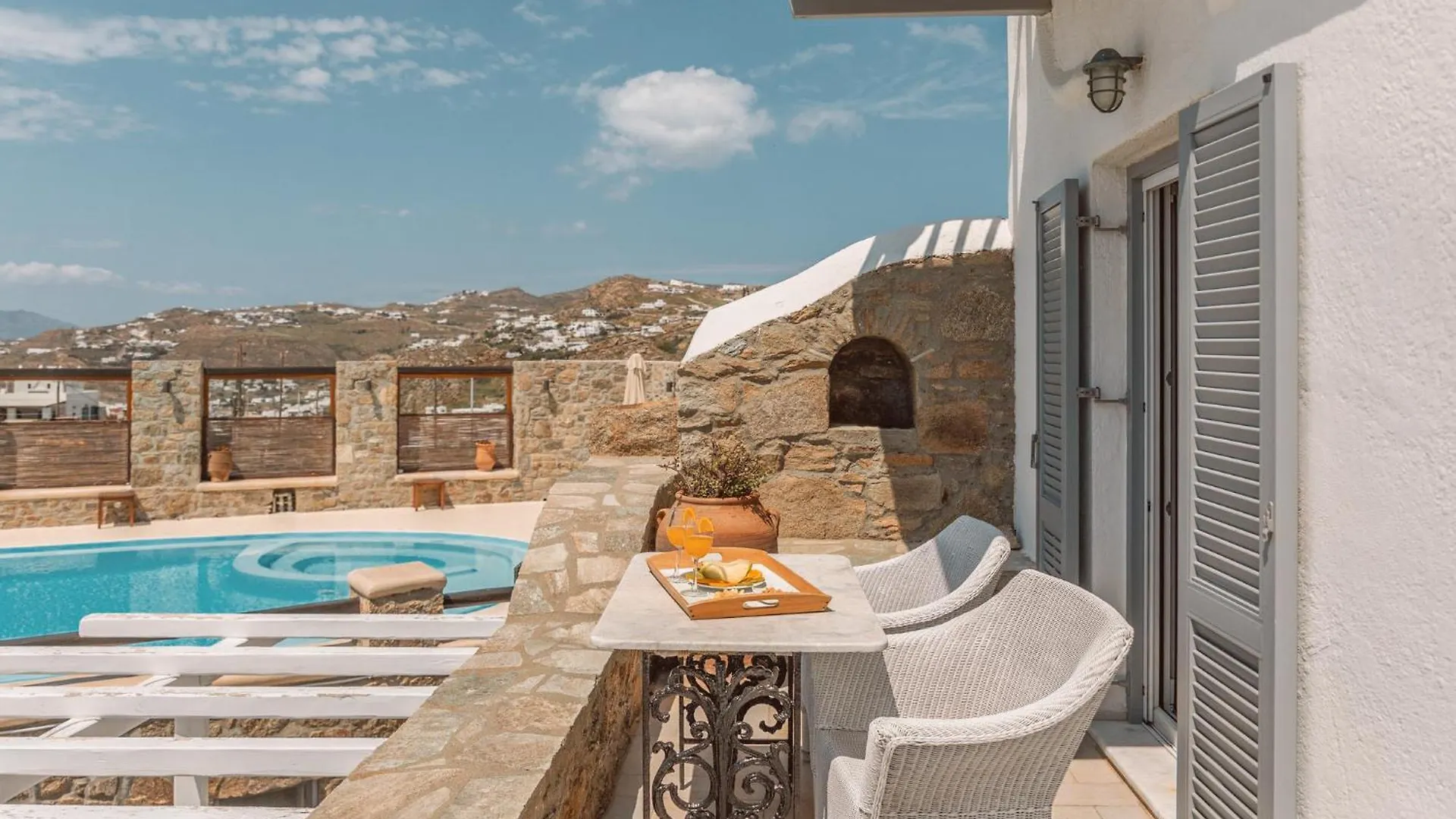 Villa Konstantin Rooms & Suites Mykonos Town 4*,